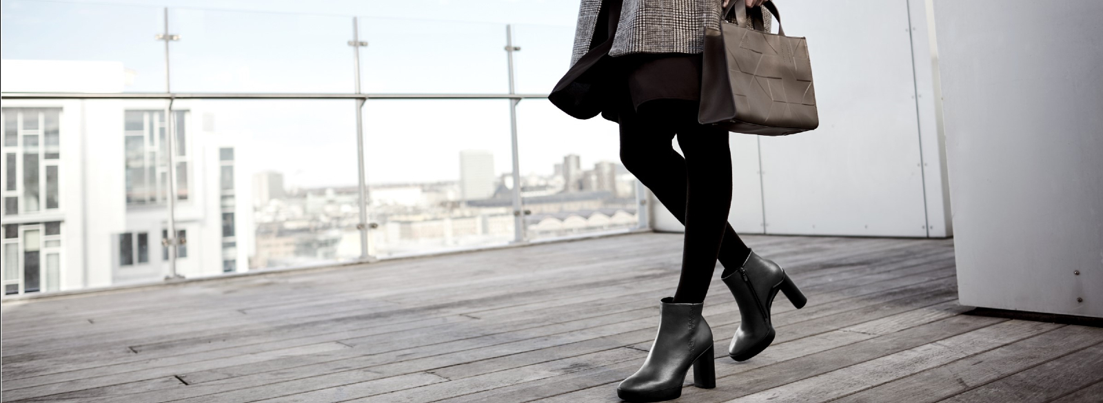 Carinii Saldi -Carinii Saldi Banner 7 4